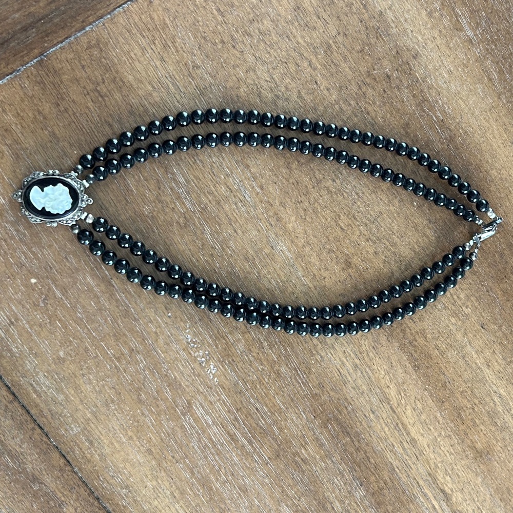 Vintage Cameo Pendant 925 Sterling Silver Black Onyx Beaded Necklace Signed SU - Picture 2 of 7